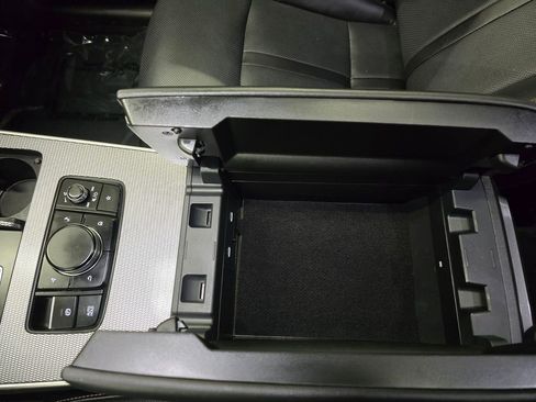 Used 2025 MAZDA CX-90 3.3 Turbo w/ Preferred Package image 25