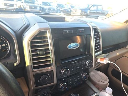Used 2016 Ford F150 Lariat w/ Equipment Group 501A Mid image 13