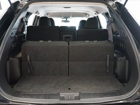 Used 2024 Mitsubishi Outlander ES image 47