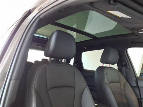 Certified 2025 Audi Q7 3.0T Premium w/ Convenience Package image 23