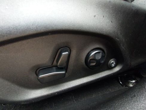 Used 2017 Jeep Renegade Trailhawk w/ Popular Equipment Group image 54