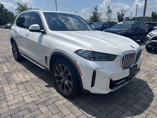 Used 2024 BMW X5 xDrive40i w/ Premium Package AWD/4WD image 7