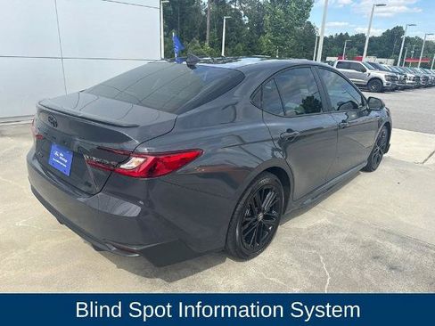 Used 2026 Toyota Camry SE FWD image 5