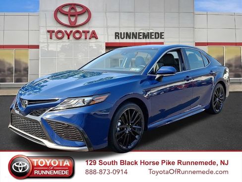 Certified 2024 Toyota Camry XSE FWD image 3