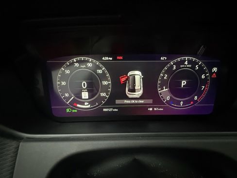 Used 2019 Land Rover Range Rover Velar S image 13