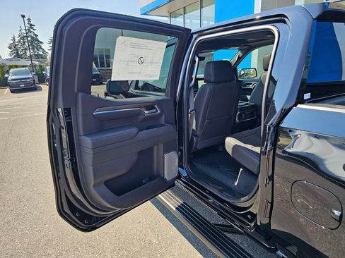 New 2026 Chevrolet Silverado 1500 High Country w/ Midnight Edition AWD/4WD image 16