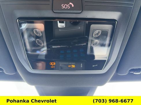 Used 2026 Volkswagen Atlas Cross Sport SE AWD/4WD image 18