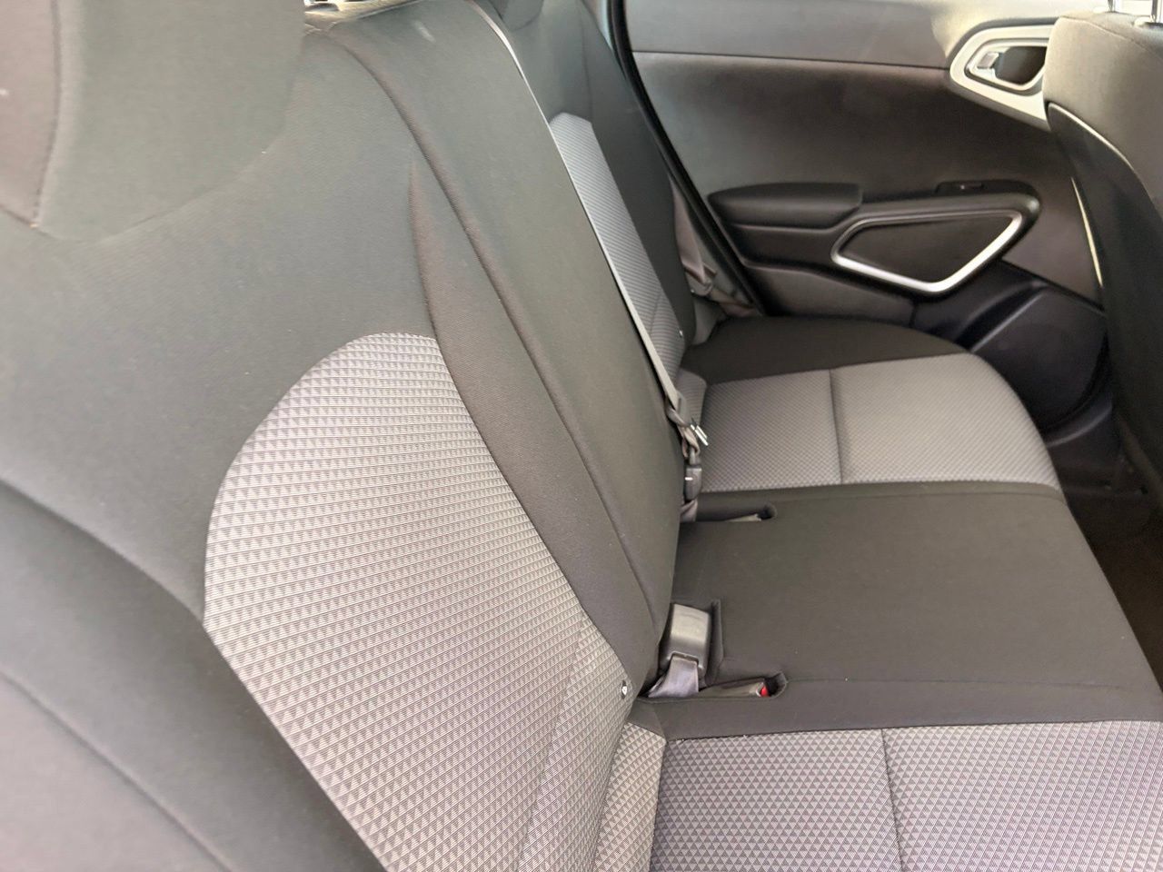 Used 2023 Kia Soul S FWD image 13