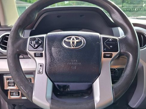 Used 2016 Toyota Tundra SR5 w/ SR5 Upgrade Package RWD image 22