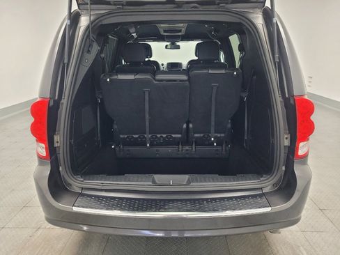 Used 2019 Dodge Grand Caravan GT FWD image 29