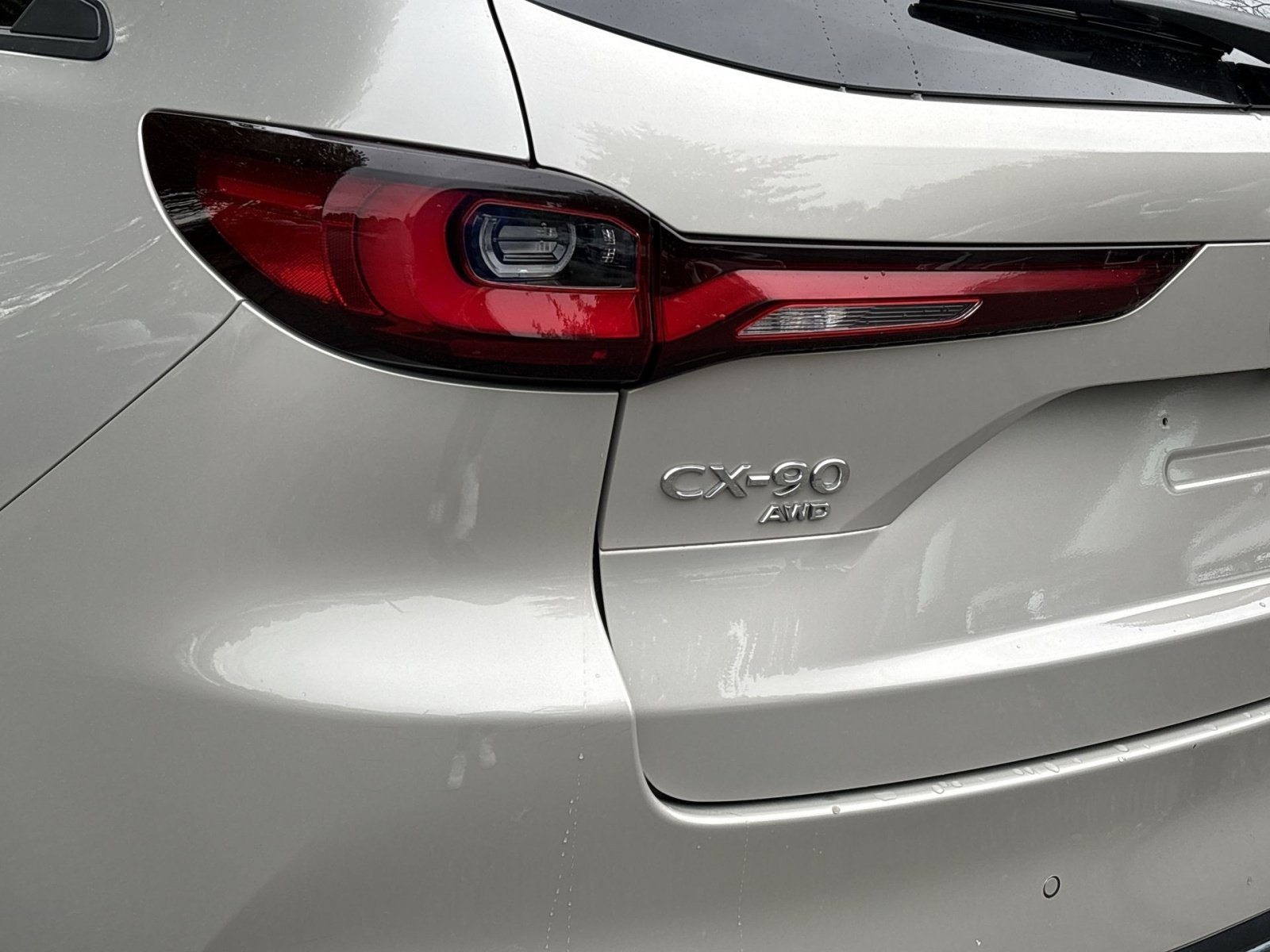 Used 2024 MAZDA CX-90 Plug-In Hybrid w/ Premium Pkg AWD/4WD image 14