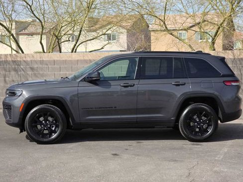 New 2026 Jeep Grand Cherokee Altitude AWD/4WD image 8