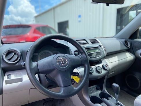 Used 2008 Toyota RAV4 4WD image 14