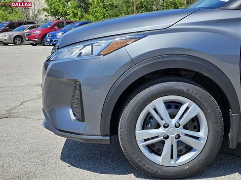 New 2025 Nissan Kicks Play S image 6