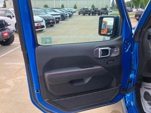 New 2026 Jeep Wrangler Unlimited Rubicon AWD/4WD image 9
