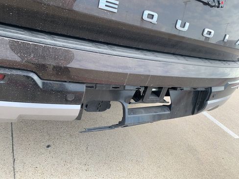 Used 2023 Toyota Sequoia Limited image 1