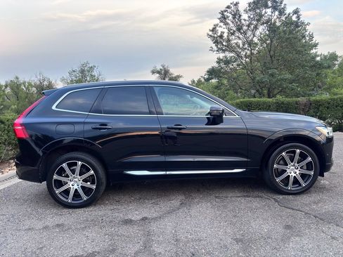 Used 2018 Volvo XC60 T5 Inscription w/ Convenience Package AWD/4WD image 10