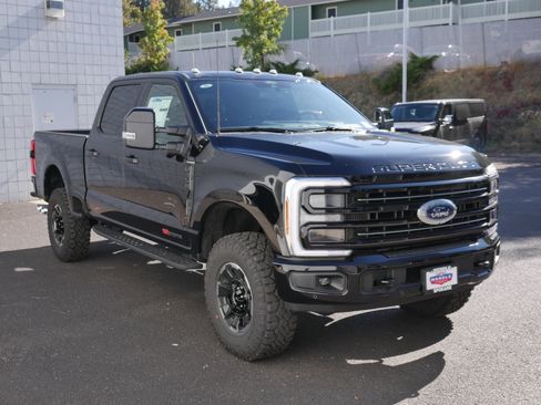 New 2026 Ford F350 Platinum w/ Tremor Off-Road Package image 38