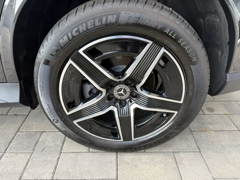 Used 2026 Mercedes-Benz GLC 300 4MATIC image 5