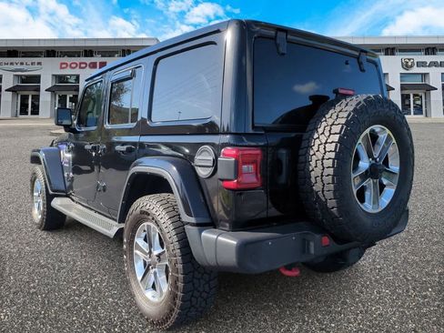 Used 2021 Jeep Wrangler Unlimited Sahara image 6