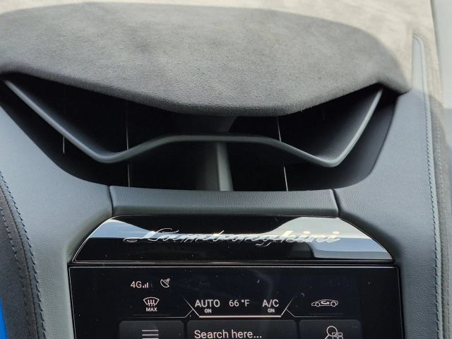 Used 2026 Lamborghini Temerario AWD/4WD image 33