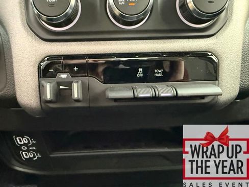 Used 2024 RAM 2500 Tradesman image 27