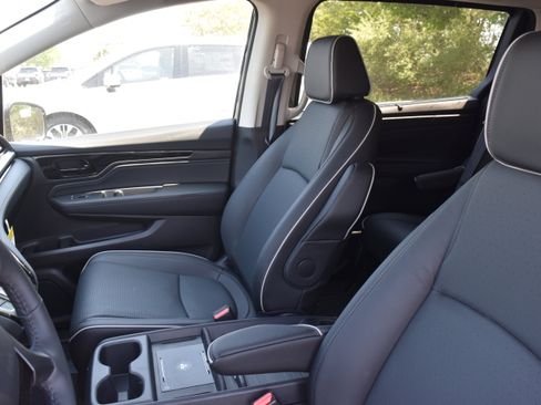 New 2026 Honda Odyssey Elite image 12