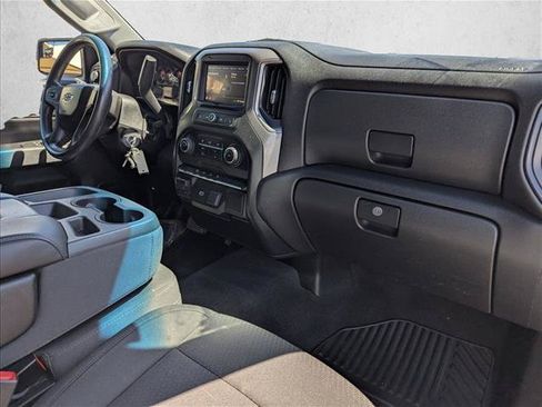 Used 2020 Chevrolet Silverado 1500 Custom Trail Boss w/ Custom Convenience Package AWD/4WD image 20