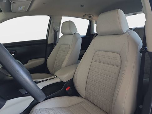 Certified 2025 Honda HR-V LX image 17