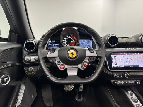 Used 2019 Ferrari Portofino RWD image 65