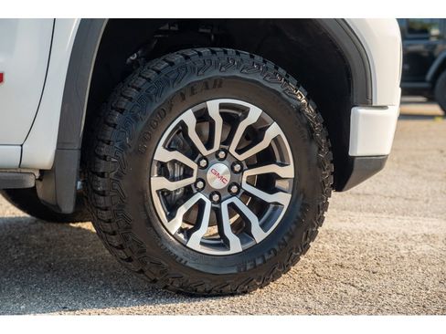Used 2023 GMC Sierra 1500 AT4 AWD/4WD image 10