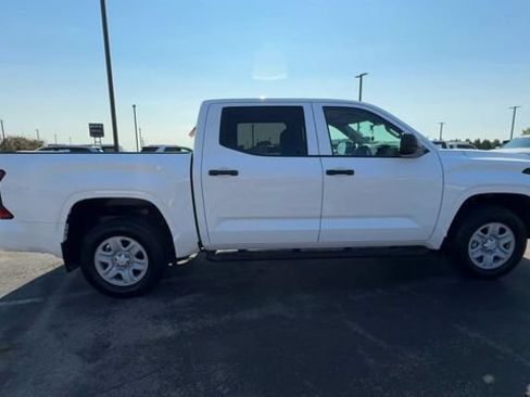 Used 2023 Toyota Tundra SR AWD/4WD image 9