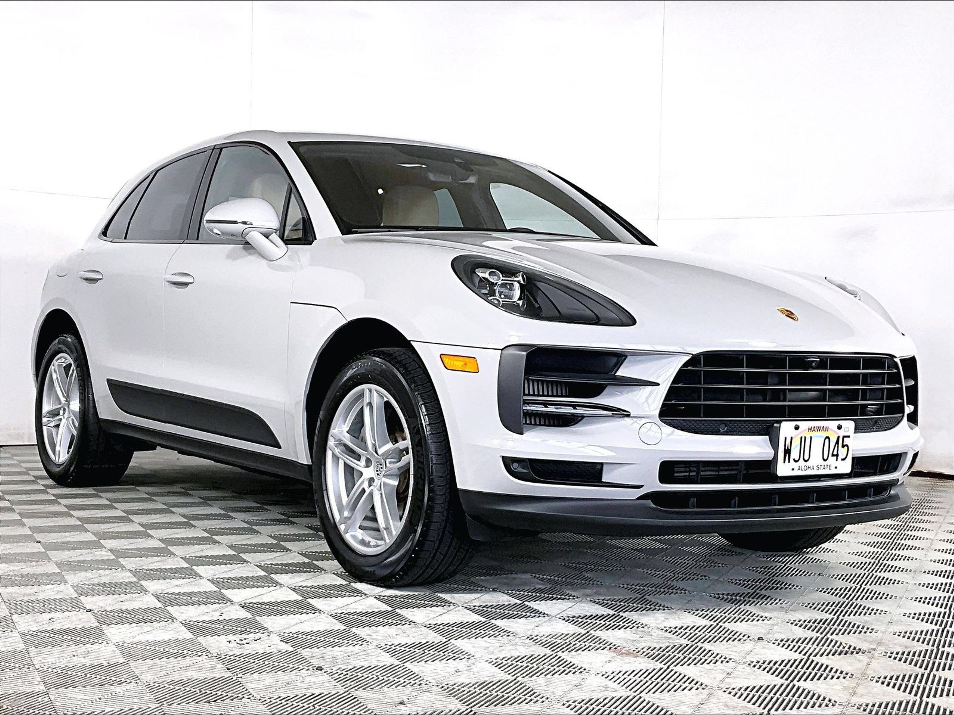 Certified 2021 Porsche Macan S AWD/4WD image 7