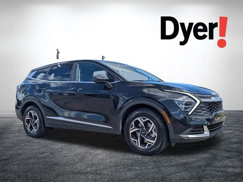 Certified 2024 Kia Sportage LX image 1