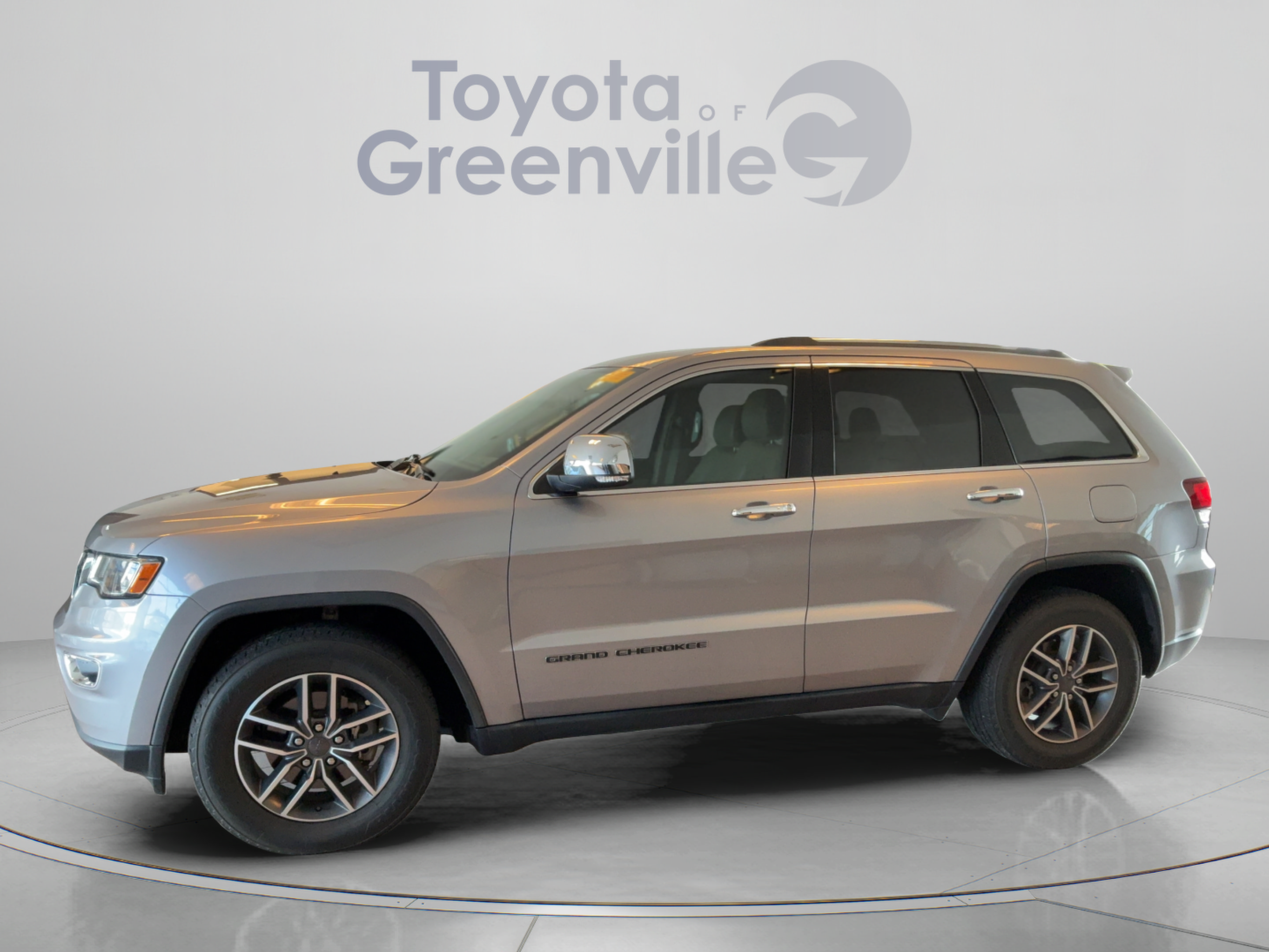 Used 2020 Jeep Grand Cherokee Limited RWD image 2
