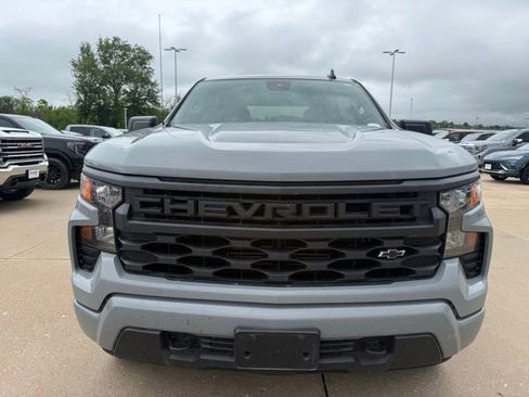 Used 2024 Chevrolet Silverado 1500 Custom w/ Turbomax Blackout Package AWD/4WD image 9