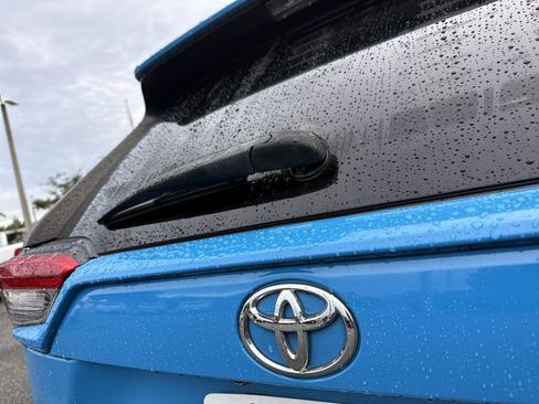 Used 2021 Toyota RAV4 LE FWD image 6