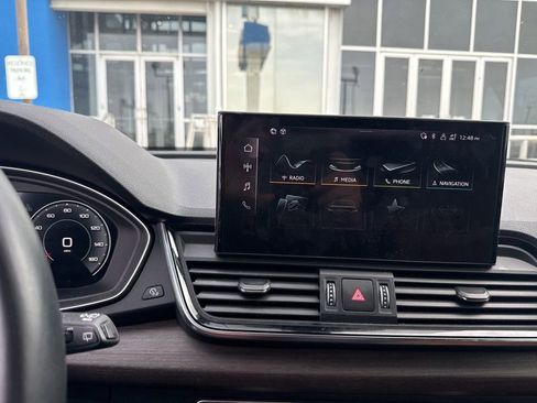 Used 2022 Audi Q5 2.0T Premium Plus image 11