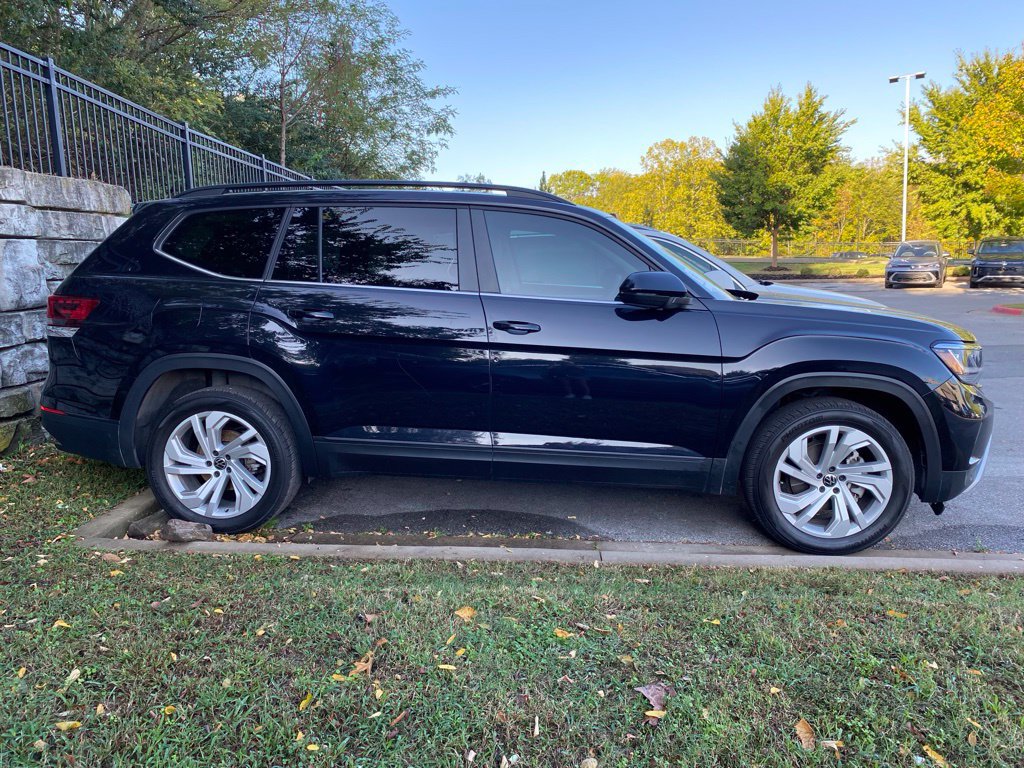 Used 2023 Volkswagen Atlas SE FWD image 4