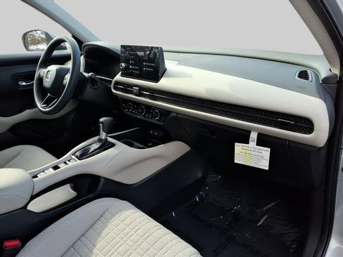 Used 2026 Honda HR-V LX image 18