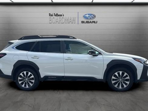 Used 2024 Subaru Outback Limited AWD/4WD image 3