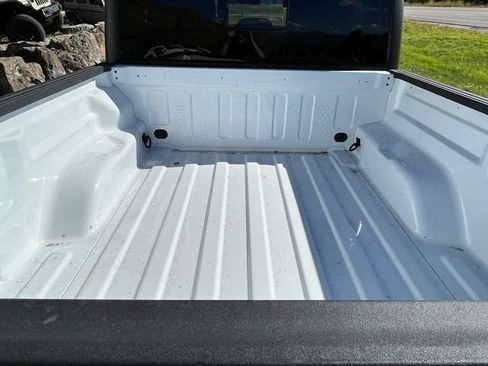 Used 2021 Jeep Gladiator Overland w/ Popular Equipment Package AWD/4WD image 20