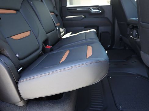 New 2026 GMC Sierra 3500 AT4 w/ AT4 Premium Plus Package AWD/4WD image 17