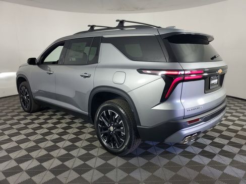 New 2026 Chevrolet Traverse LT w/ Sun and Wheel Package image 6