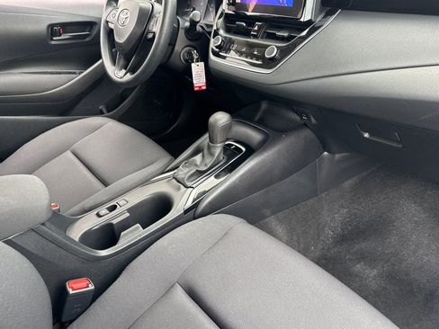 Used 2024 Toyota Corolla LE image 31