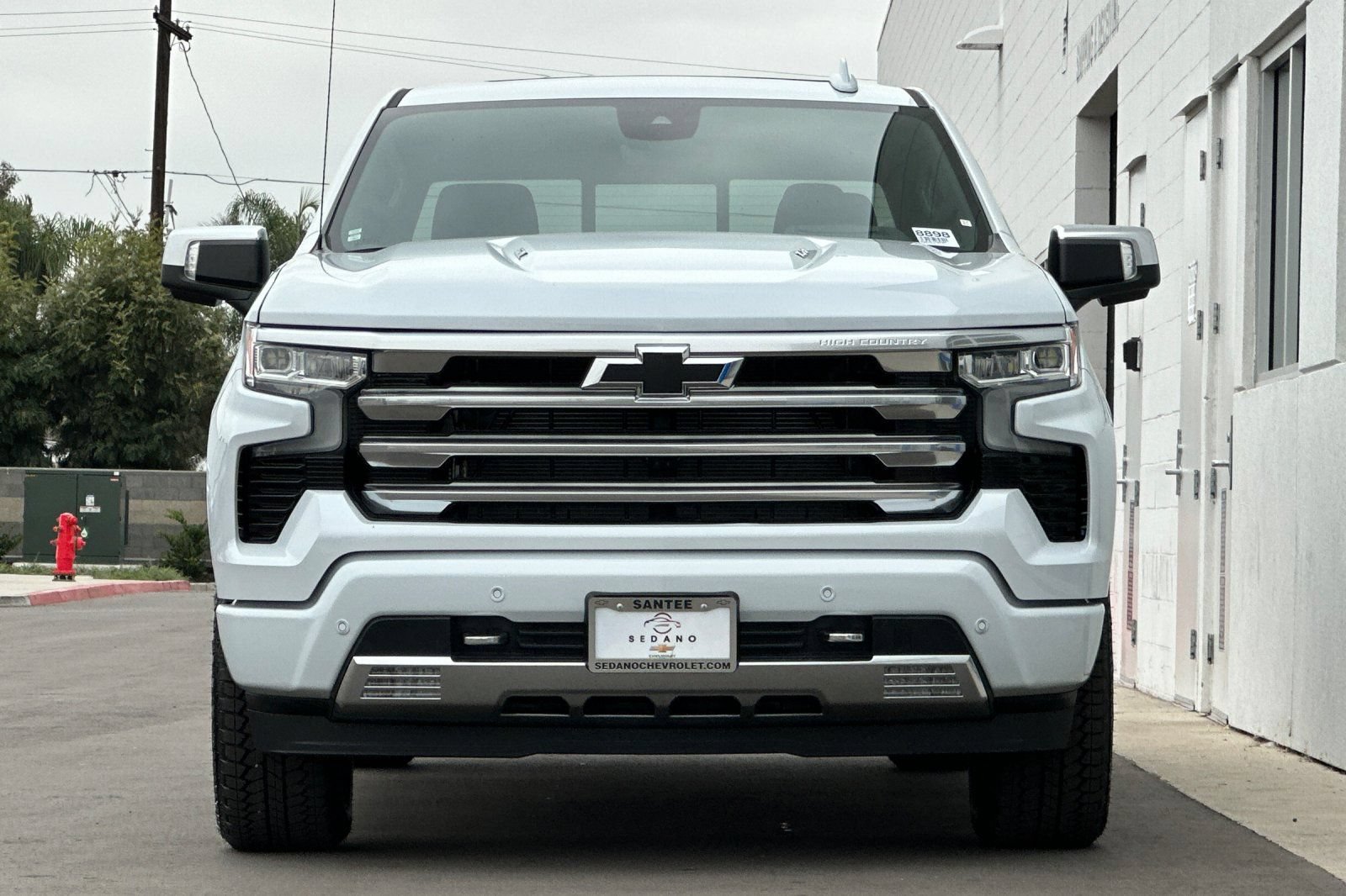 New 2026 Chevrolet Silverado 1500 High Country AWD/4WD image 9