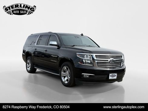 Used 2016 Chevrolet Suburban LTZ image 7