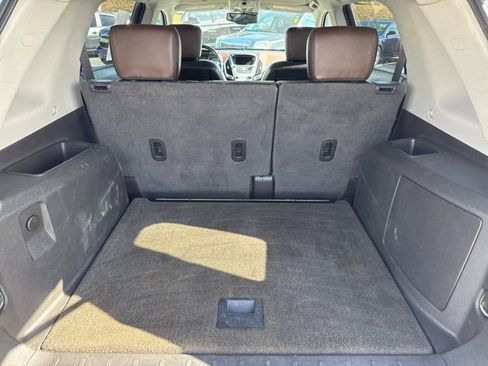 Used 2010 GMC Terrain SLT image 10