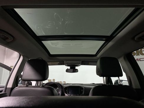 Used 2023 GMC Terrain AT4 w/ Infotainment Package II image 21