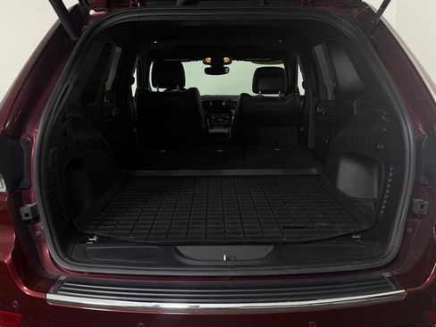 Used 2021 Jeep Grand Cherokee Limited AWD/4WD image 11